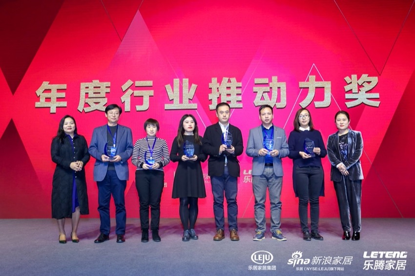 vbox6089_9P5A8916_193313_small.JPG